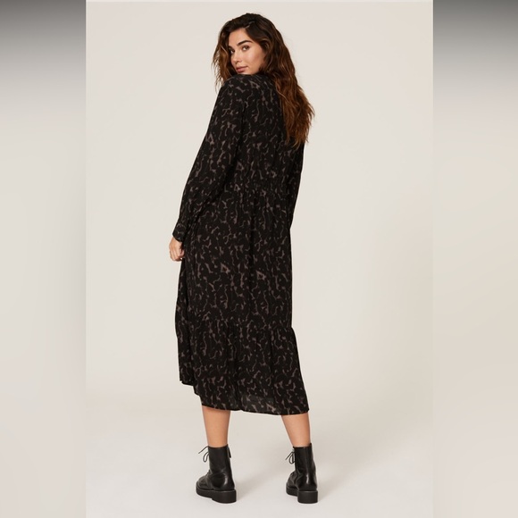 Elegant Black Patterned Women's Dress - Picture 2 of 7